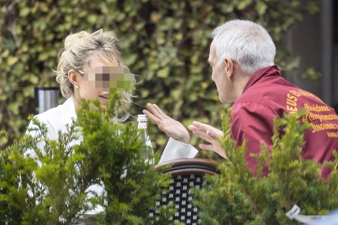 Tak Paweł Orleański całuje nieżonę!