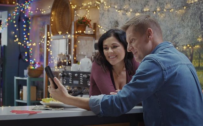 M jak miłość odc. 1855. Paweł (Rafał Mroczek), Kinga (Katarzyna Cichopek)