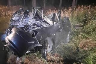 Wypadek na trasie Nietążkowo - Podśmigiel. Ranne cztery osoby