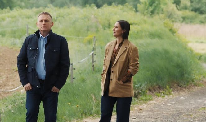 M jak miłość odc. 1889. Agnes (Amanda Mincewicz), Artur Rogowski (Robert Moskwa)