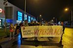 Spacer zaniepokojonych obecną sytuacją. Strajk Kobiet w Kaliszu. 