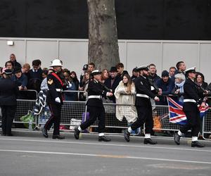 Tłumy poddanych na pogrzebie Królowej Elżbiety II