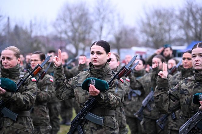 Przysięga żołnierzy zasadniczej służby wojskowej w Choszcznie