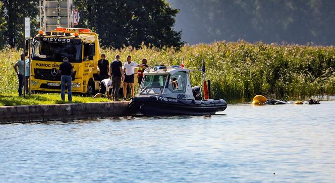 Auto zsunęło się do wody. Dramat na Kanale Grunwaldzkim