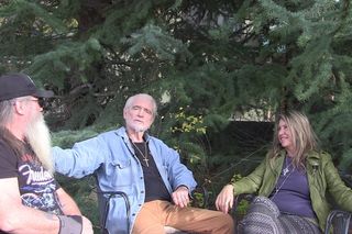 Chris Robinson z żoną i przyjacielem