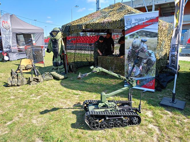 Piknik Wojskowy 18. Dywizji został zorganizowany na terenie zielonym przy aquaparku i stadionie miejskim w Siedlcach