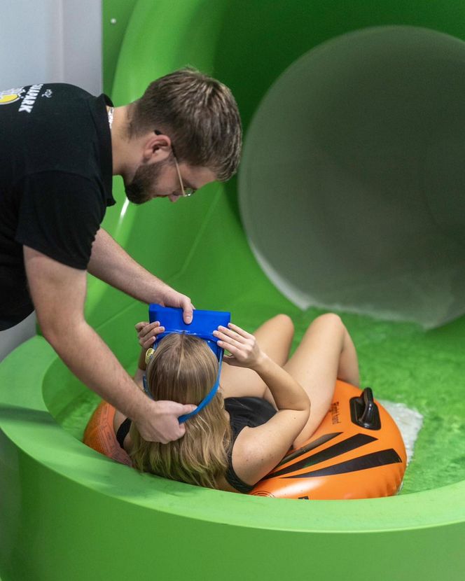 Łódź. Aquapark Fala chwali się jedyną taką zjeżdżalnią w Polsce. Chodzi o gogle z wirtualną rzeczywistością [ZDJĘCIA].