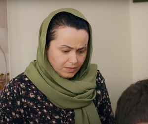 Zeynep będzie przetrzymywana przez porywacza, a Yildiz przyłapie Melis na rozmowie z przestępcą. Ghonul i Bulent zaczną odchodzić od zmysłów, a Ege trafi na trop.