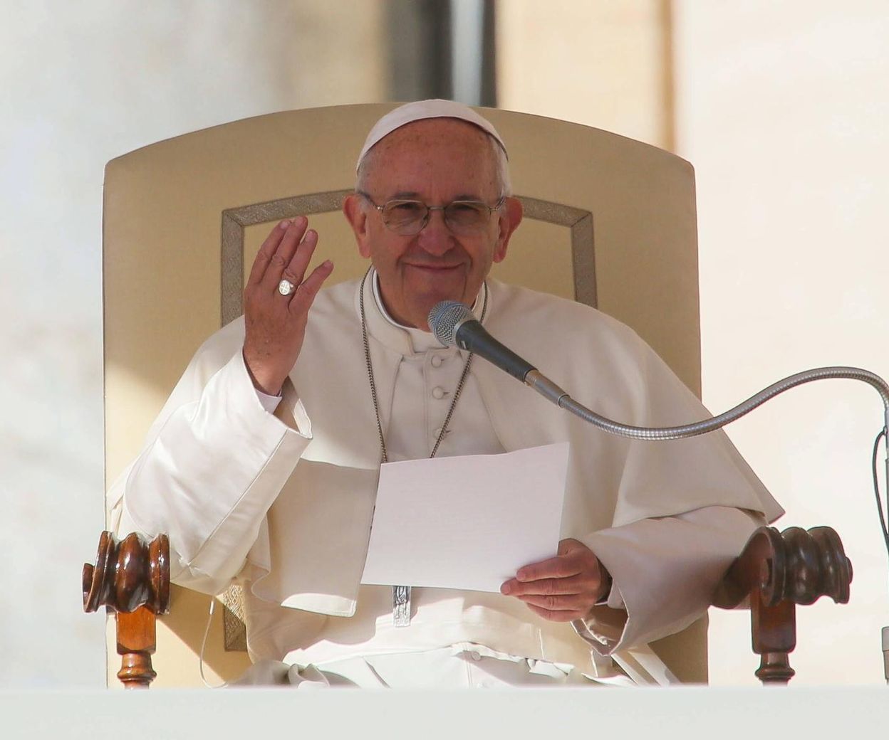 Papież skromny jak święty Franciszek. "Bardzo chciałbym, żeby Kościół był ubogi i dl…