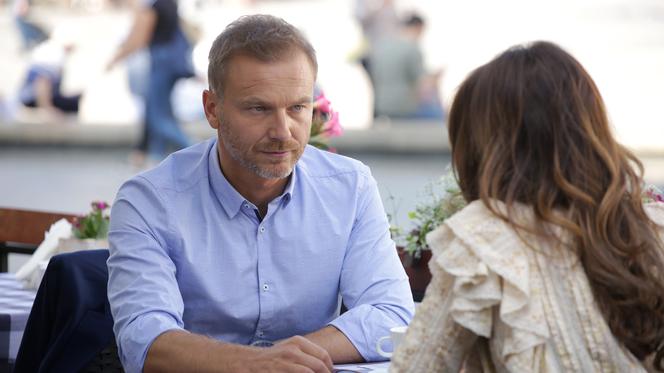 M jak miłość odc. 1411. Andrzej Budzyński (Krystian Wieczorek), Anka (Weronika Rosati)