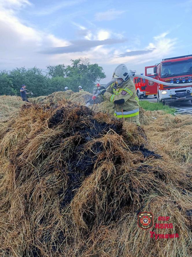 Pożar siana w Tymowej. Strażacy dwa razy wracali na miejsce zdarzenia