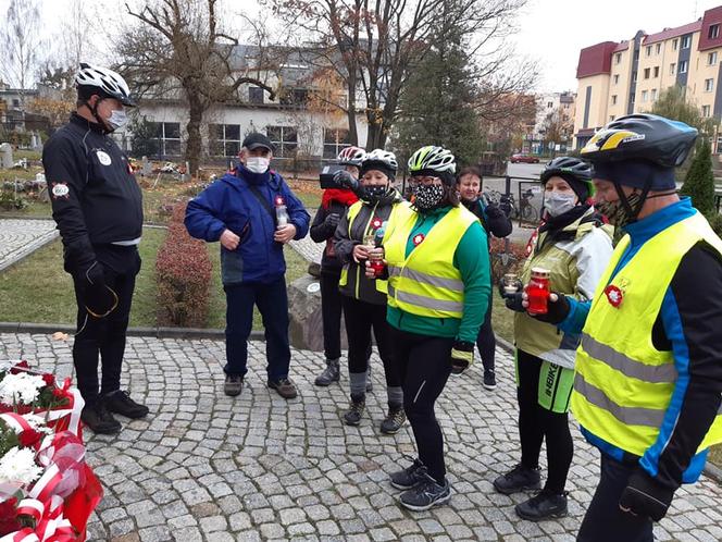 Iławscy rowerzyści uczcili 11 listopada