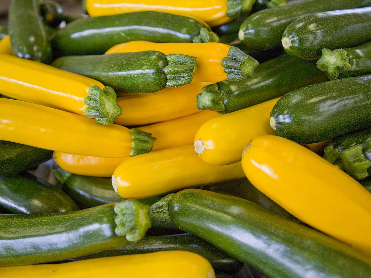 Cukinia faszerowana – jak ją zrobić? 