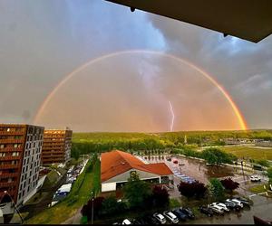 Burze nad Śląskiem i Zagłębiem. Pioruny trzaskały na niebie ZDJĘCIA