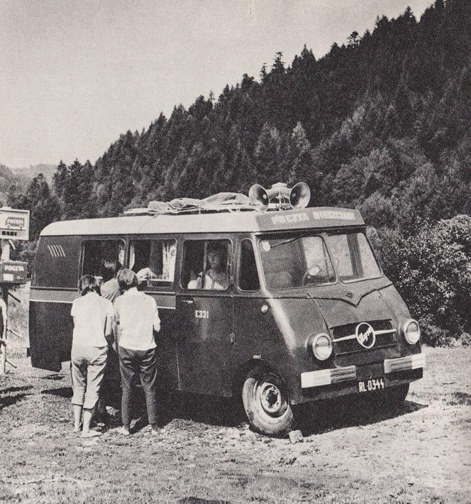 Ambulans pocztowy w Rabem – lata 60. XX wieku