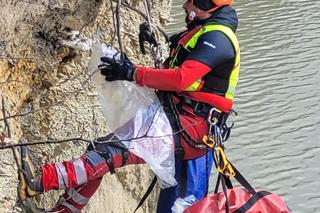 Podkarpackie.  Osunęła się skarpa, pokazały się ludzkie szczątki! [GALERIA]