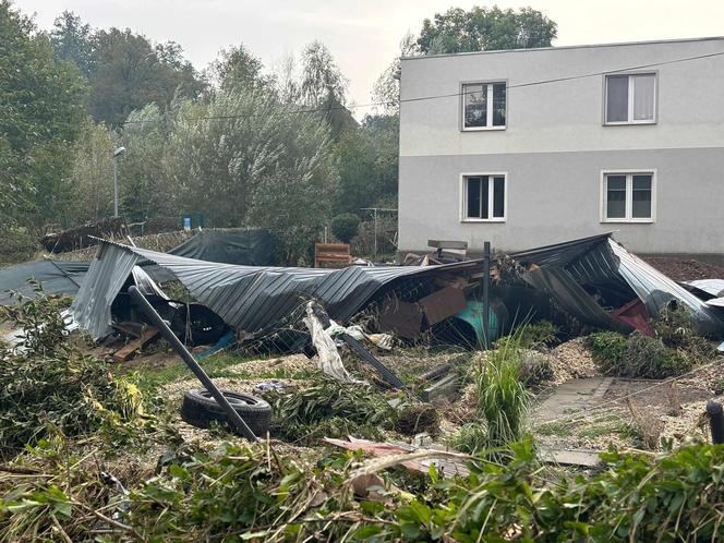 Byli pierwsi na miejscu. Ostrzeszowscy eksploratorzy z pomocą dla powodzian [ZDJĘCIA]