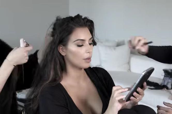 Kim Kardashian - makijaż i fryzura