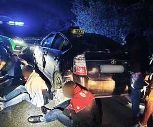 Taksówkarz przemycał nielegalnych imigrantów