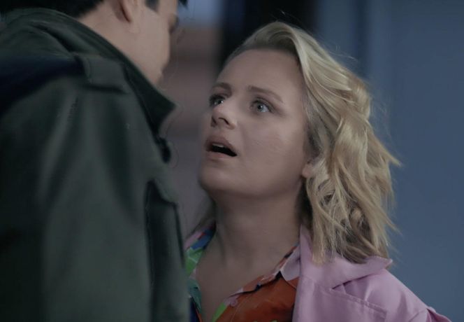 Komisarz Mama, sezon 4, odcinek 29. Maria Matejko (Paulina Chruściel), Paweł Ostrowski (Mikołaj Krawczyk)