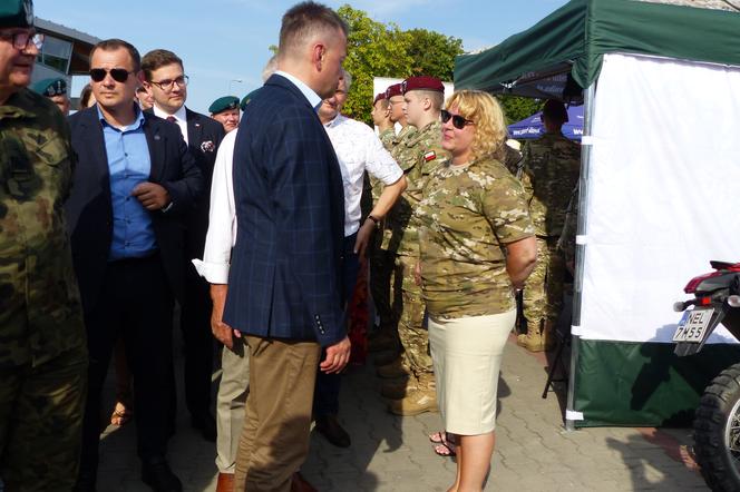 Min. Błaszczak w Iławie ogłosił powrót wojska do Ostródy. A wojskowy piknik przyciągnął mnóstwo ludzi