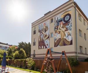 Mural przy ul. Wojciechowskiego 15