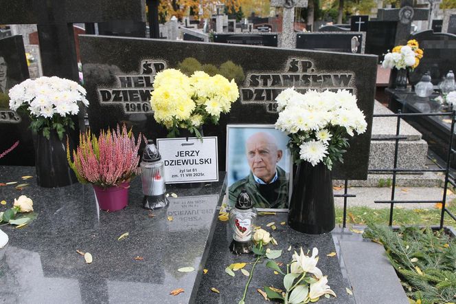 Tak wygląda grób byłego posła Jerzego Dziewulskiego