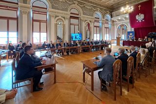 35 lat samorządu terytorialnego w Polsce - uroczysta sesja w Tarnowie