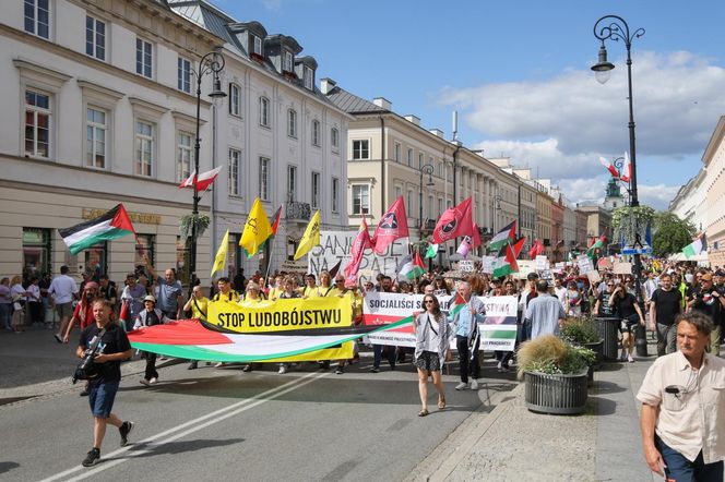 Marsz dla Palestyny przeszedł w niedzielę, 17 sierpnia ulicami Warszawy
