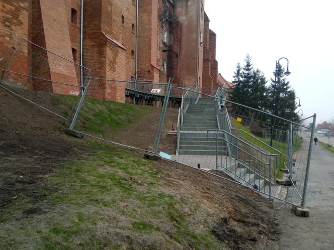 Schody do Muzeum Handlu WIślanego "Flis" w Grudziądzu