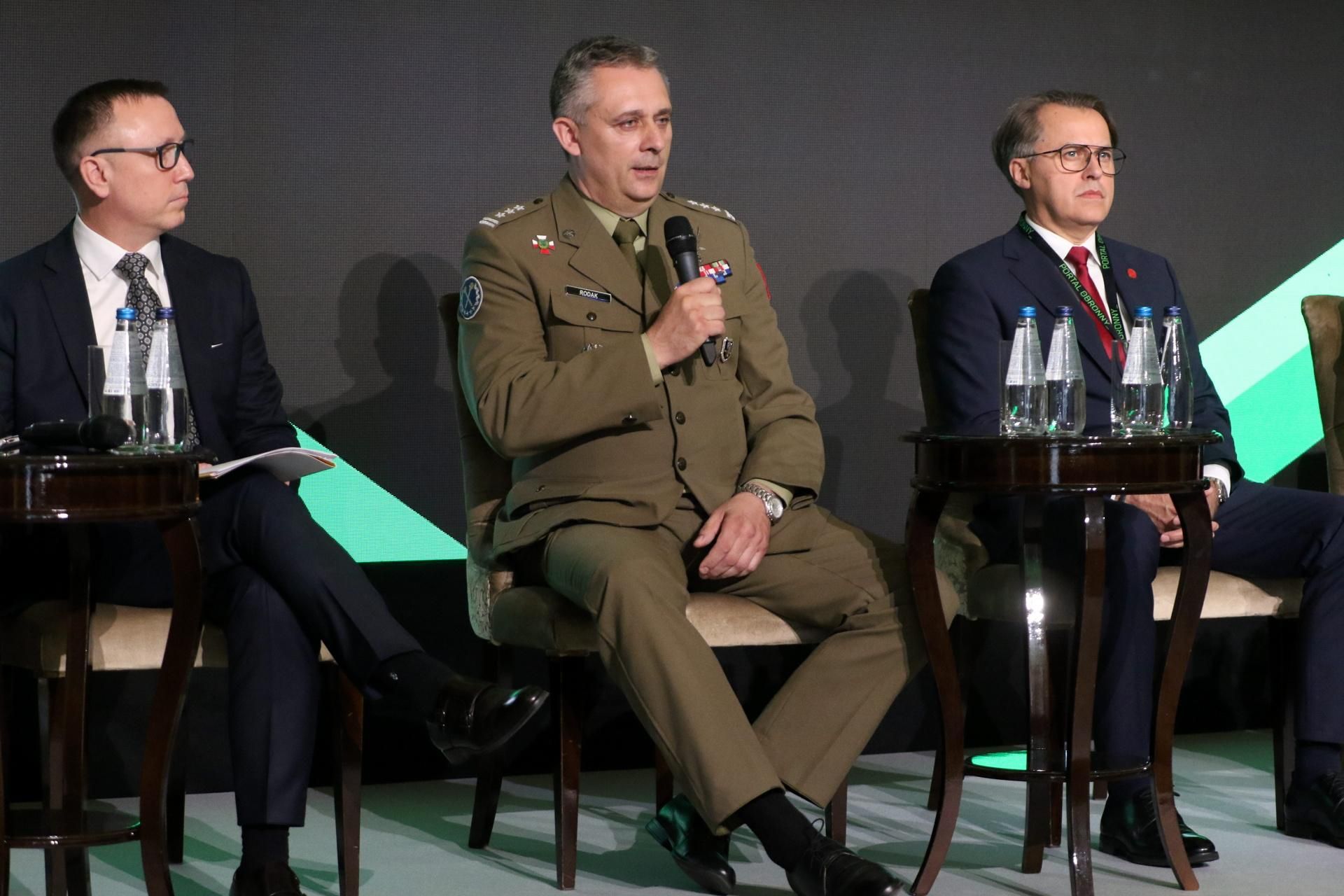 Zasoby ochrony ludności i obrony cywilnej w kontekście odporności na zagrożenia naturalne i militarne