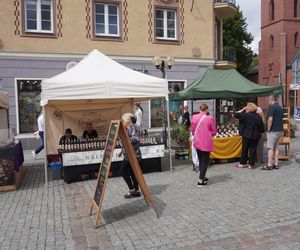 Dni Olsztyna 2025. Dziesiątki wystawców i setki olsztynian na Jarmarku Jakubowym