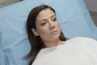  Pierwsza miłość po wakacjach. Dramat chorej na raka Kingi. Będzie umierała na oczach Janka. Leczenie nic nie da!  - ZDJĘCIA