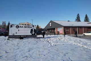 Natalia umierała na parkingu, policjant zastanawiał sie czy nie poszła na zakupy