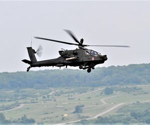 Śmigłowce Apache strzelały w Polsce na 30 km. Test rakiet odpowiedzią na Zapad-2025?