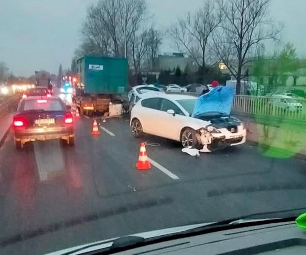 Karambol na ważnej trasie w Kielcach! NOWE FAKTY