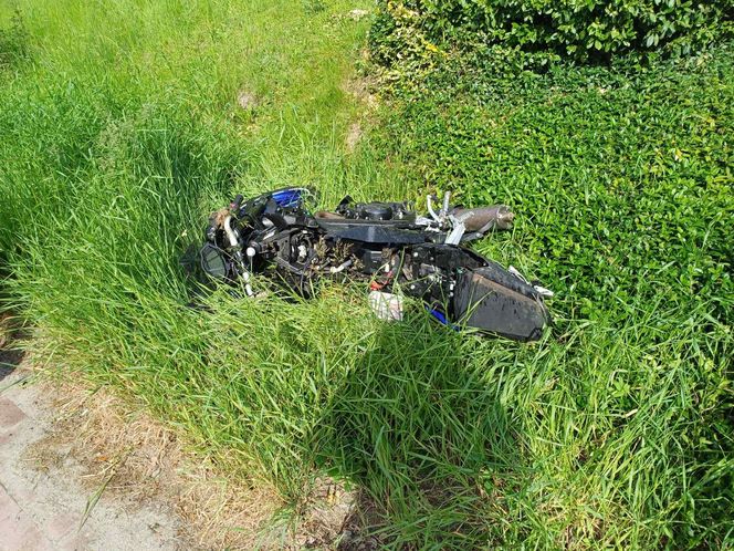 Wypadek w Ambrożowie: Na miejscu lądowało Lotnicze Pogowtowie Ratunkowe. Ranny 16-latek w szpitalu.