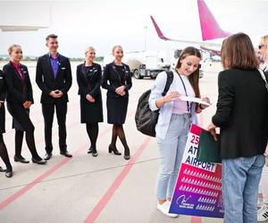 25 milionów pasażerów Wizz Air w Gdańsku. Niespodzianka dla rocznicowej podróżnej