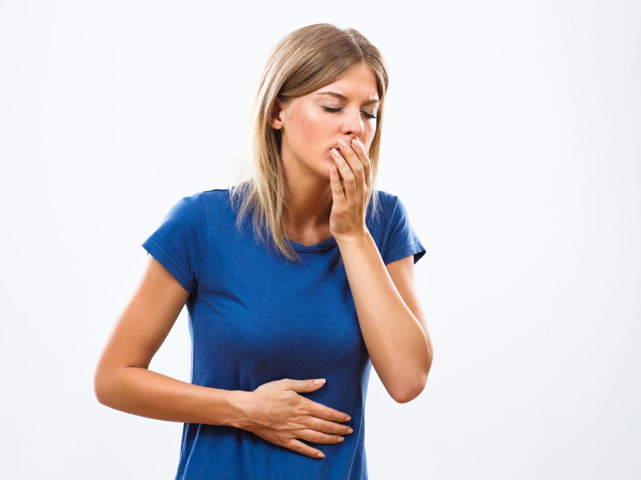 Mdłości - w ciąży, po jedzeniu i nie tylko. Przyczyny mdłości 