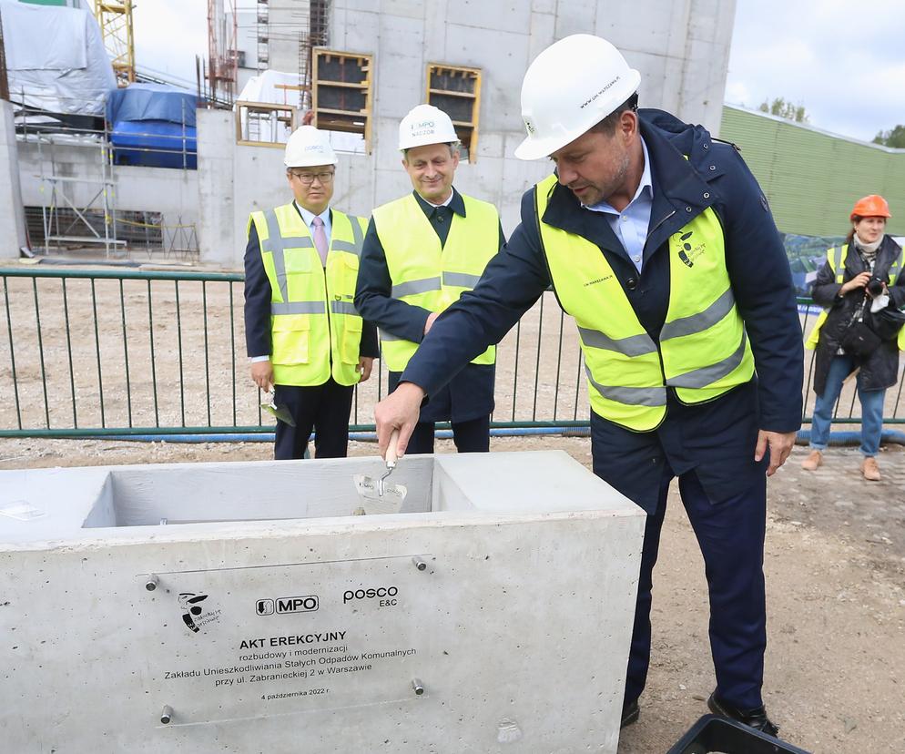 Wielka spalarnia rośnie w oczach. Prezydent wmurował akt erekcyjny 