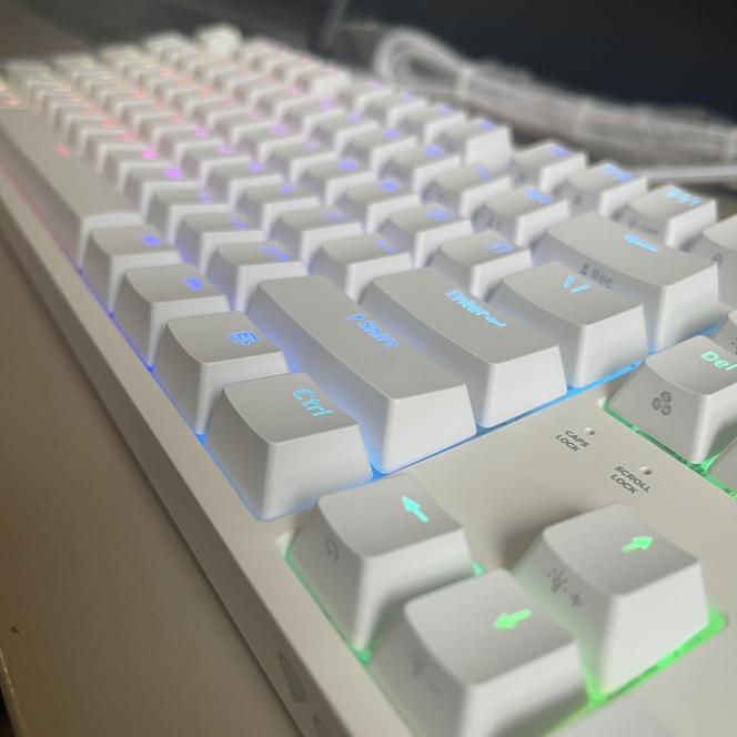 Genesis Thor 404 TKL 