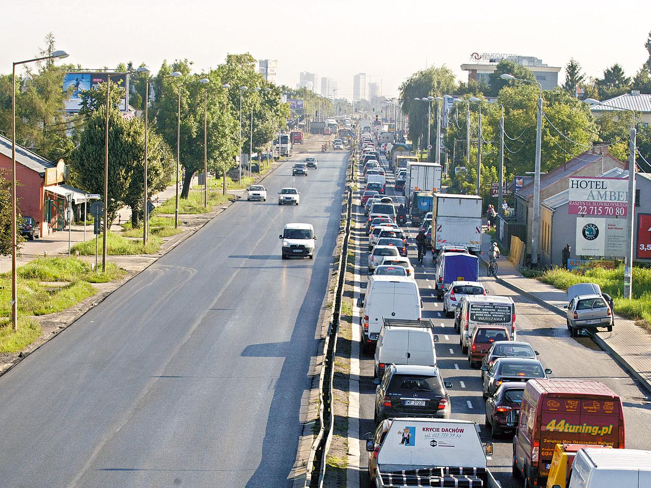Drogowcy zatkali aleję Krakowską
