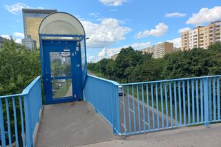 Kładka na Ostrobramskiej do likwidacji? Jest petycja w tej sprawie