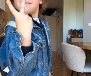 Najmłodszy syn Jarosława Bieniuka zostanie wielką gwiazdą! Dopiero pożegnał się z przedszkolem