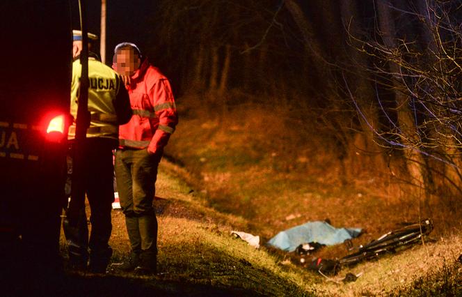 Jechał rowerem do pracy w piekarni. Zmiotła go ciężarówka