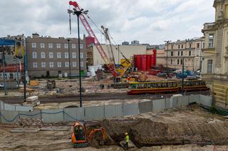 Trwa budowa podziemnego przystanku Łódź Śródmieście