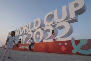 Mundial 2022 - komentatorzy. Kto skomentuje mecze Mistrzostw Świata w Katarze? [LISTA]