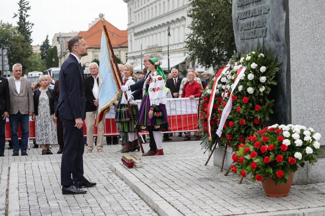 Miesięcznica smoleńska 2025. Kaczyński nie przebiera w słowa, mówi o zbrodni