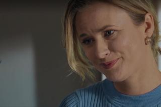 M jak miłość, odcinek 1686: Julia (Marta Chodorowska), Sylwia (Hanna Turnau)	