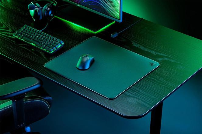 Razer Atlas Tempered Glass Gaming Mouse Mat